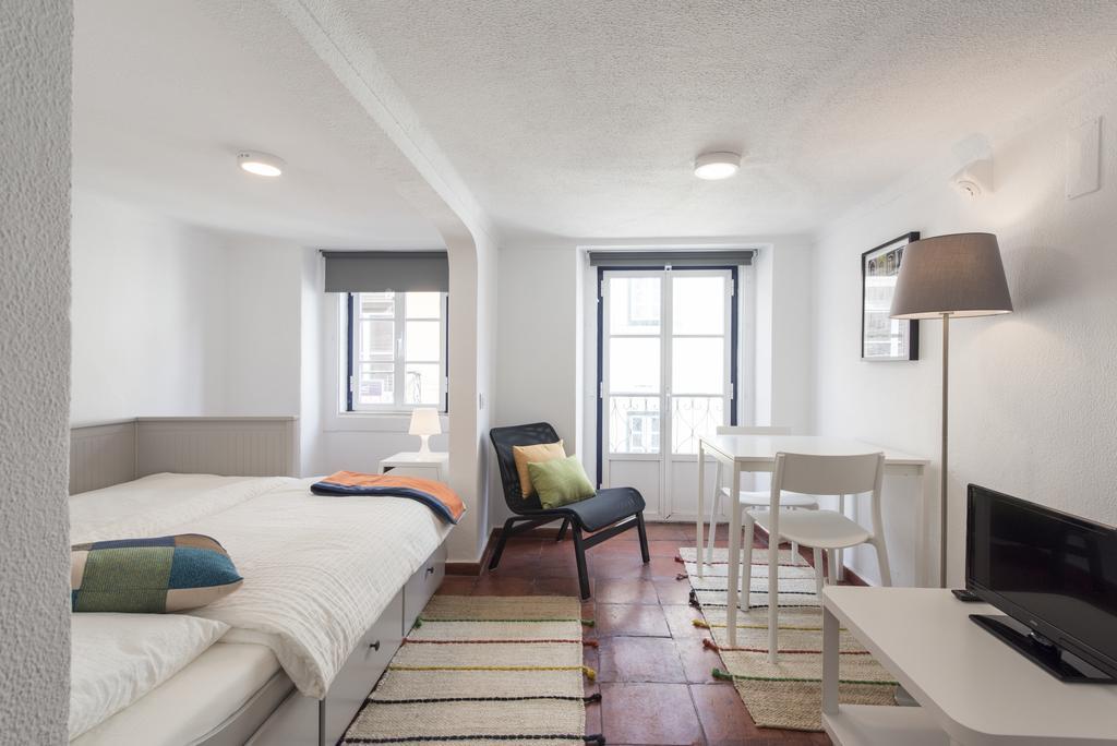 Apartment Cozy In Bairro Alto I