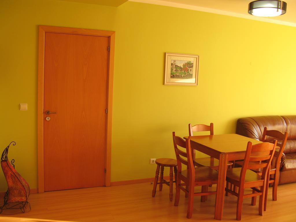 Airport Apartment