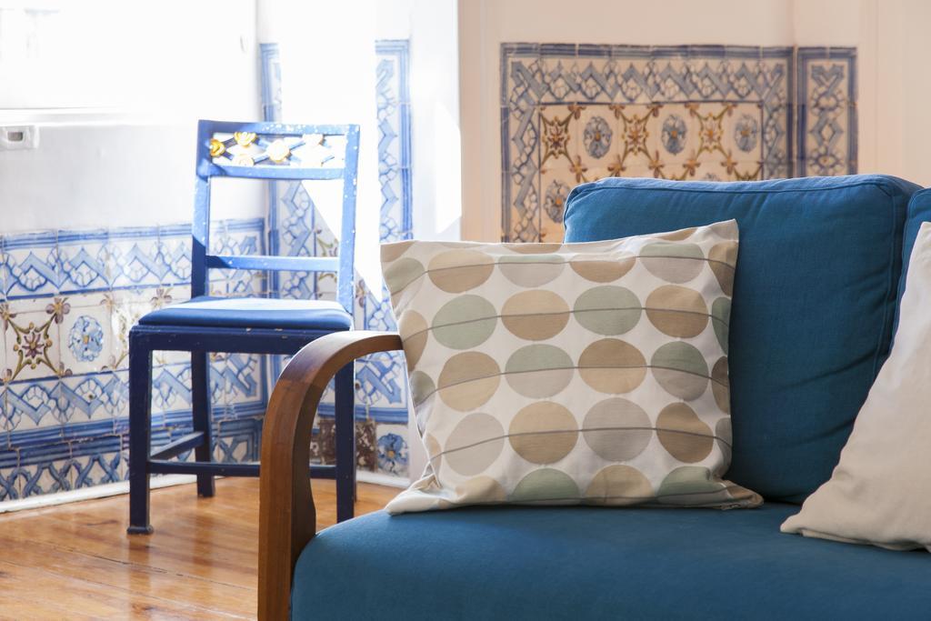 Joivy Classic 3Br Home With Workspace In Chiado, 2Mins From Baixa-Chiado Subway