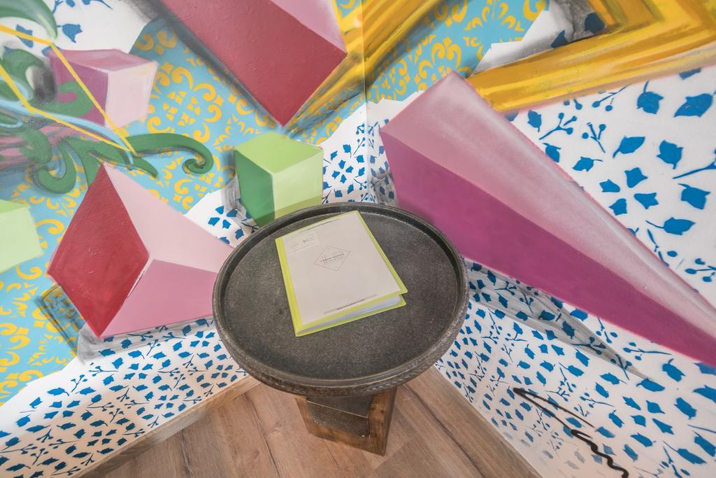 Cais Do Sodre - Nearby Pink Street, Time Out Market By Ld * Lisbon