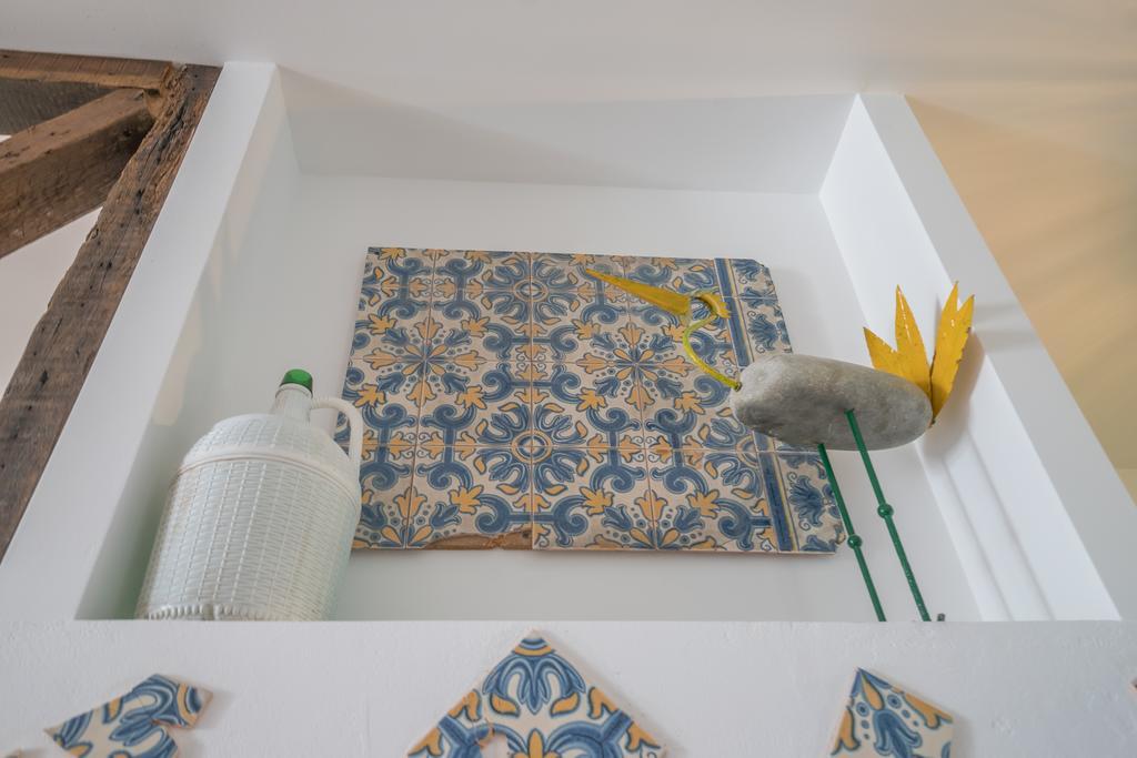 Cais Do Sodre - Nearby Pink Street, Time Out Market By Ld * Lisbon