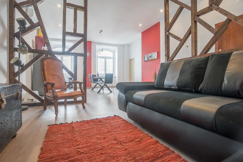 Cais Do Sodre - Nearby Pink Street, Time Out Market By Ld Lisbon