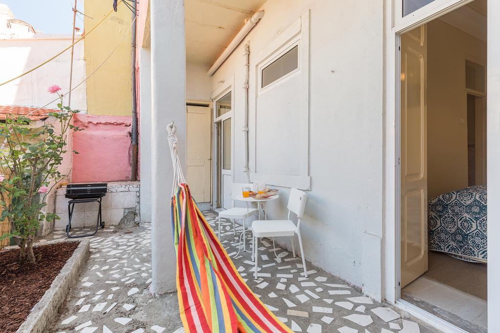 Ground Floor W/backyard * Lisbon