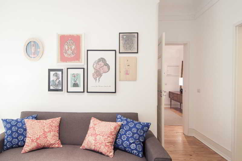 Flattered To Be In Apartment Lisbon