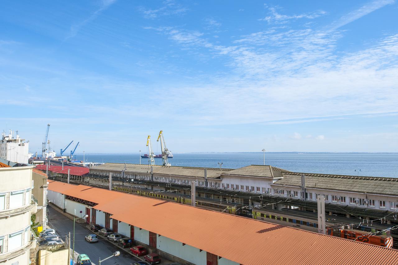 Apolonia 3 Frontal River View Apartment *