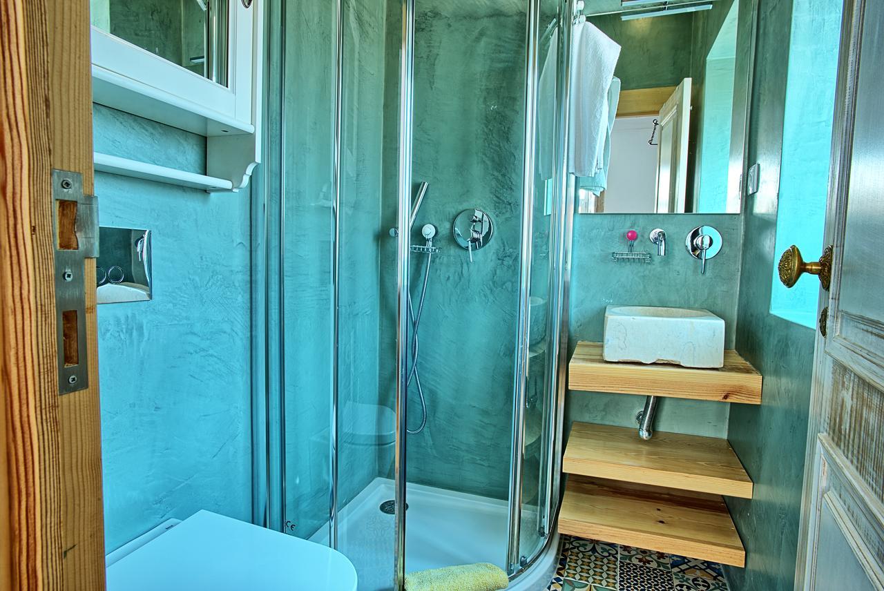 Apartment Intendente Gallery Lisbon