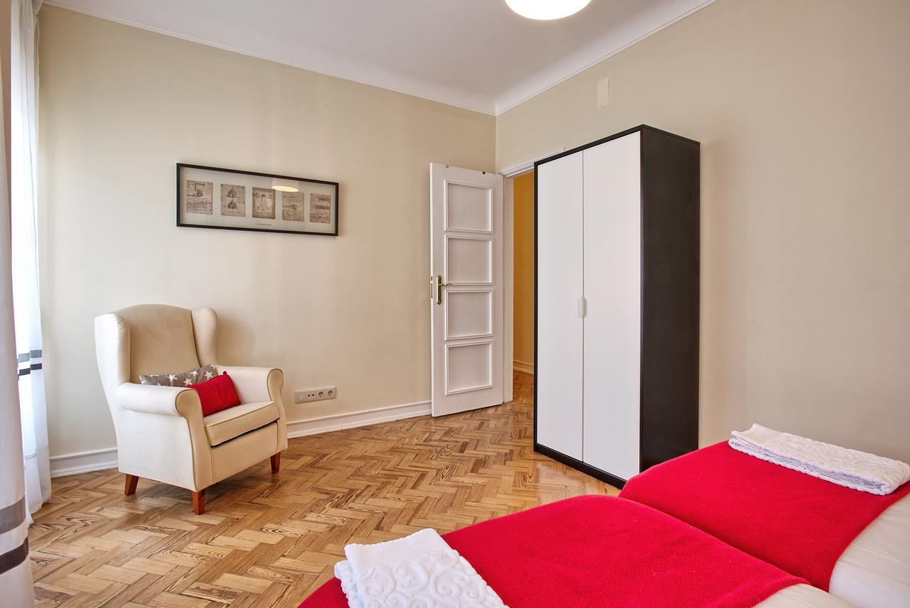 Apartamento Almirante Floor / Almirante Reis Avenue