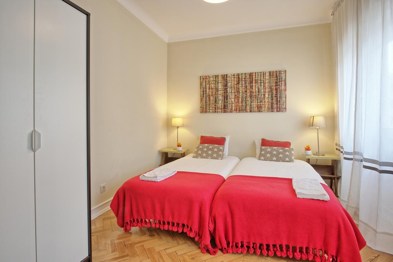 Almirante Floor / Almirante Reis Avenue Apartamento *