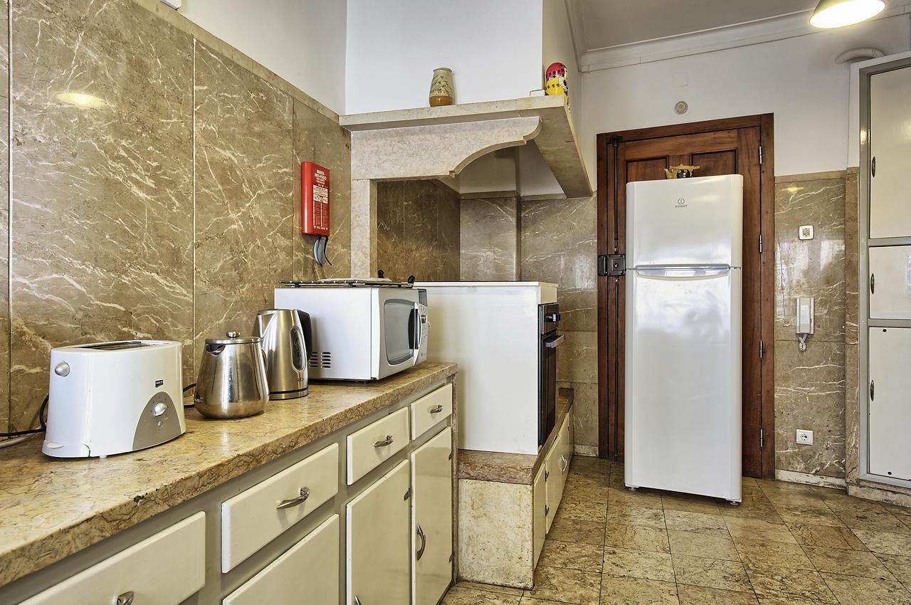 Apartment Apolonia 30 Guests Balconies Lisbon