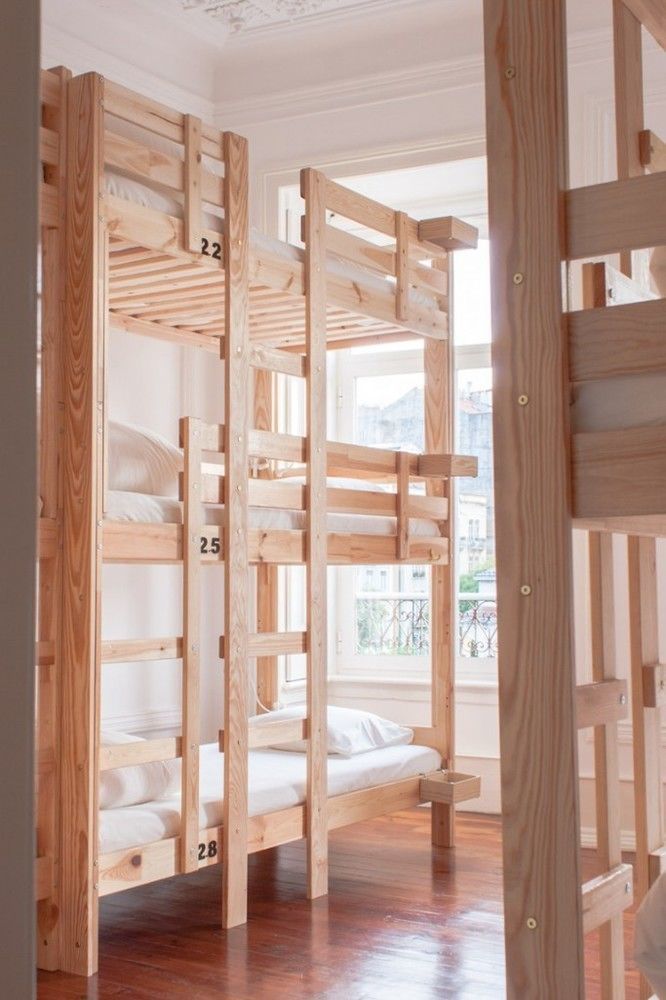 Hostel Nest House *