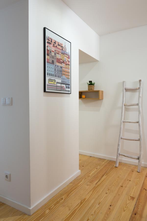 Casa Do Castelo 1- Work Or Relax In The Historic Heart Of Lisbon! Apartment