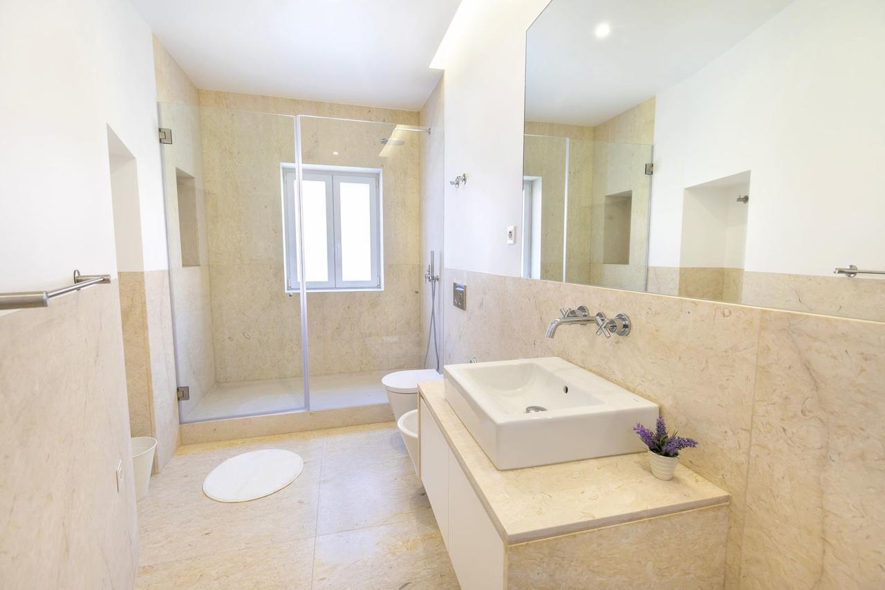 Lovelystay - Luxury Oasis In Bairro Alto Apartment