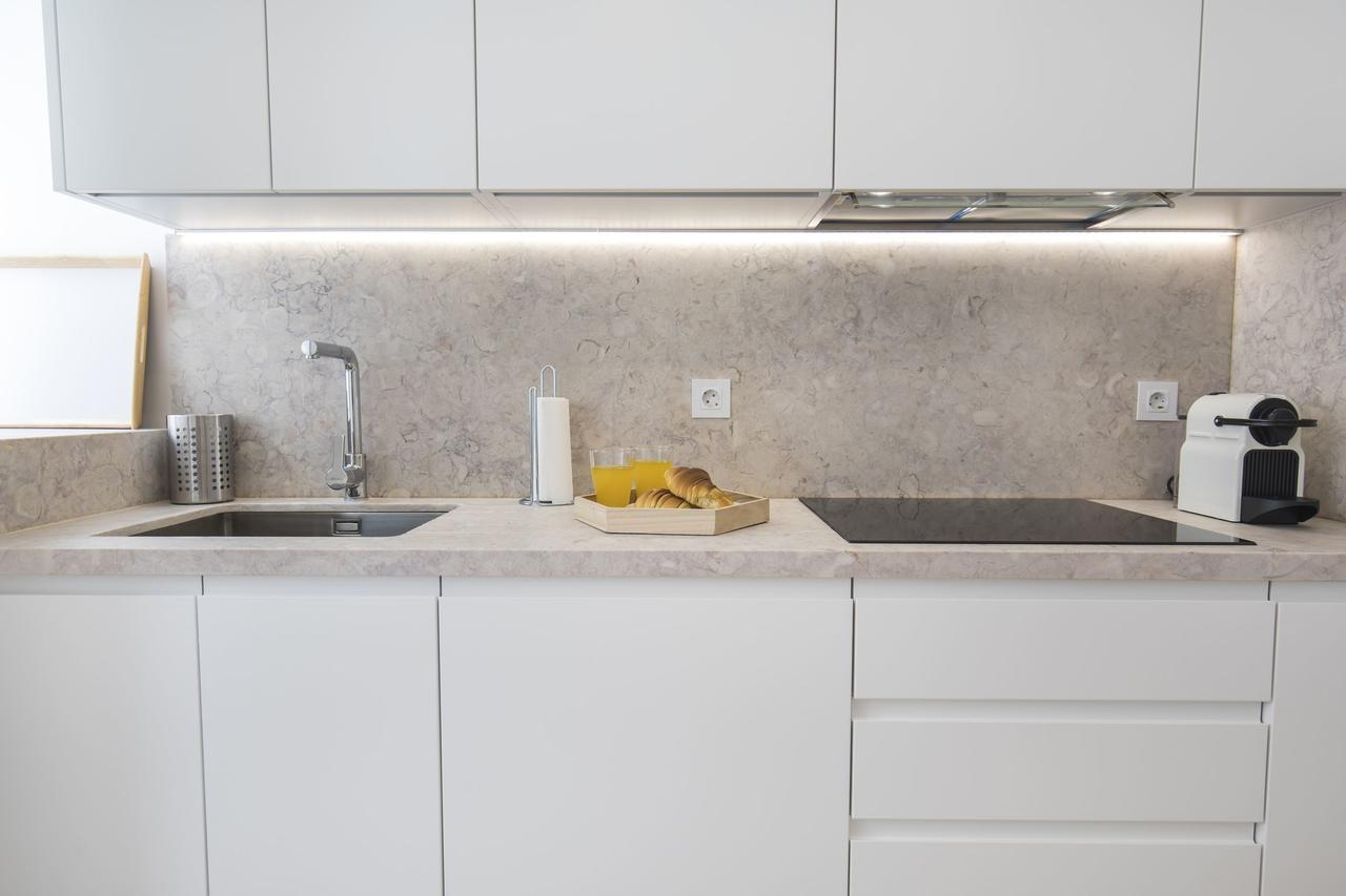 Lovelystay - Chic, Citrus - Private Garden Apartment *