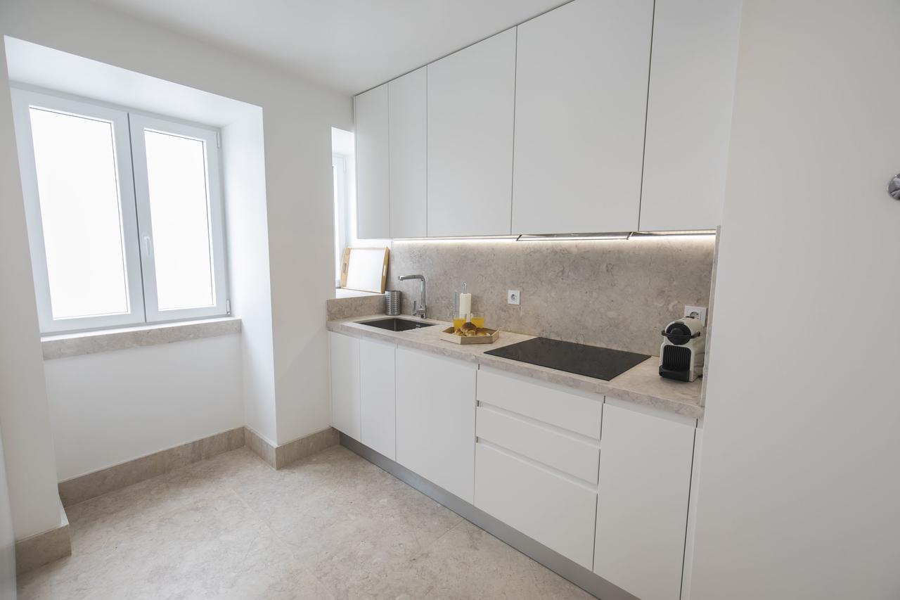 Lovelystay - Chic, Citrus - Private Garden Apartment Lisbon