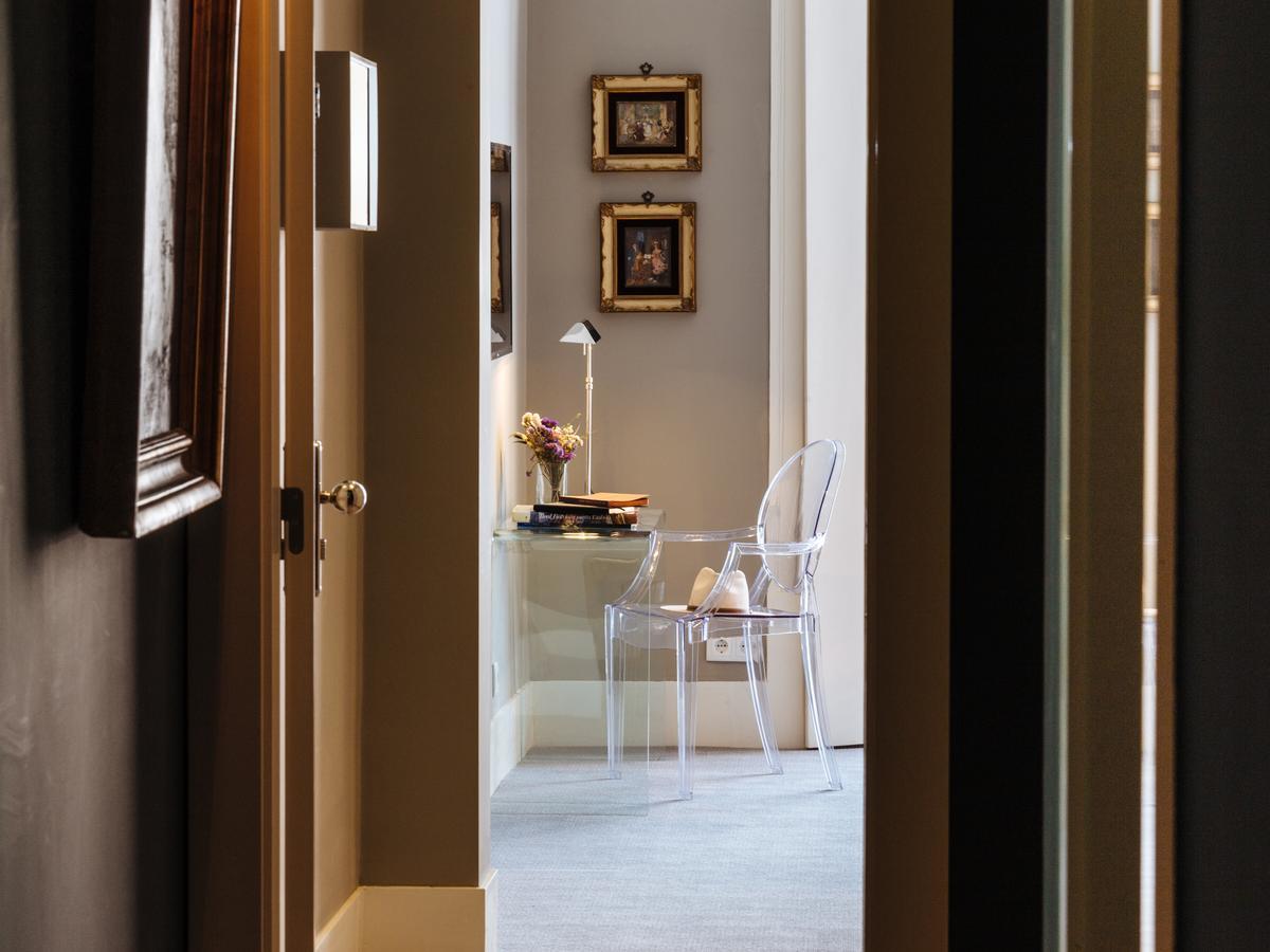 Dear - Gallery House Lisboa