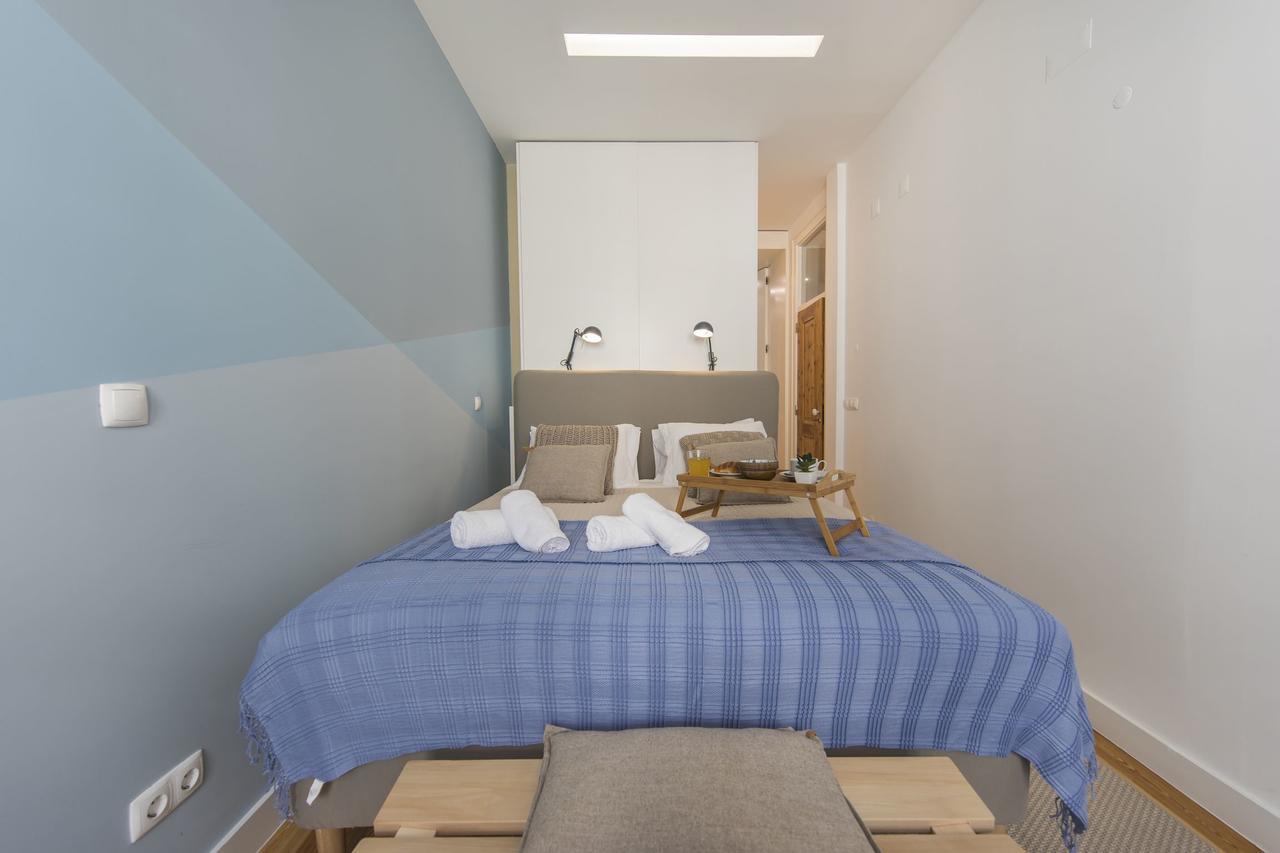 Downtown 2bedroom Wonder * Lisbon