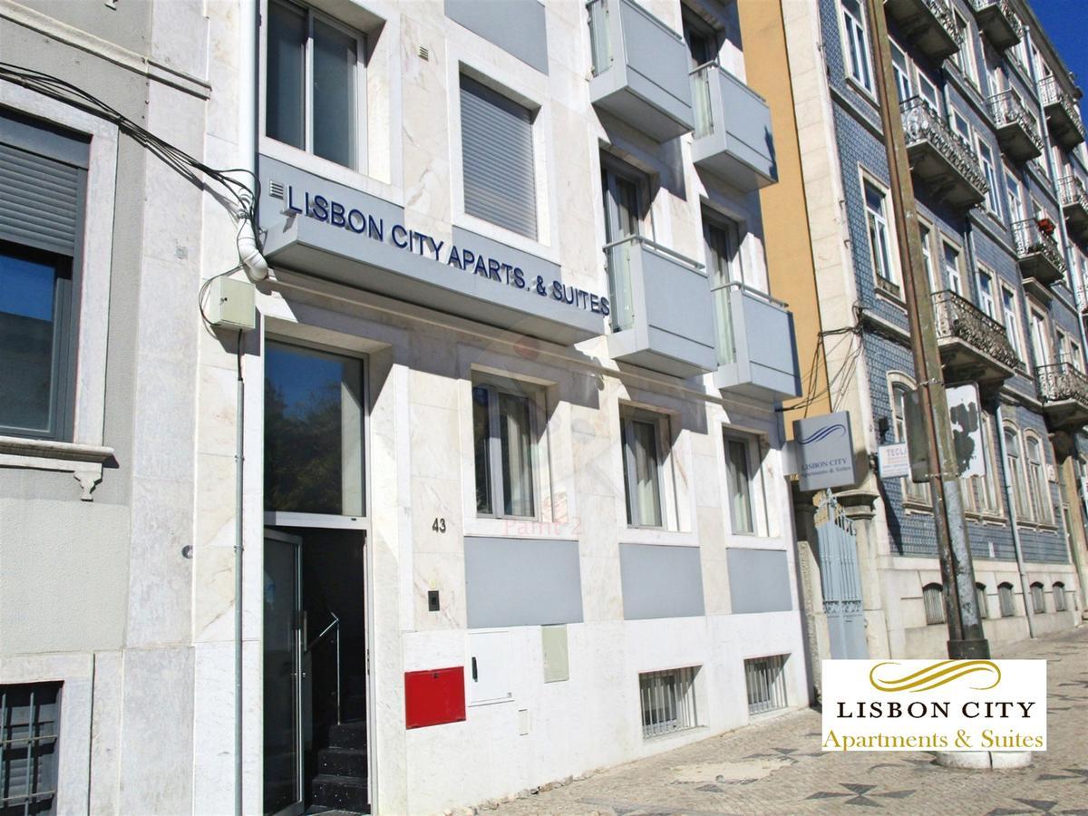 Aparthotel & By 3*