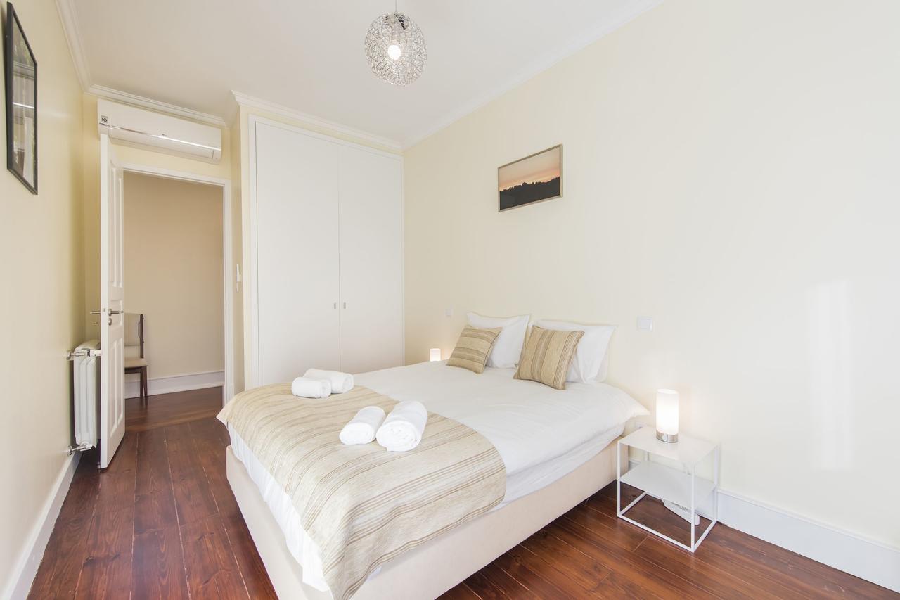 Spacious 4bdr River View Lisbon