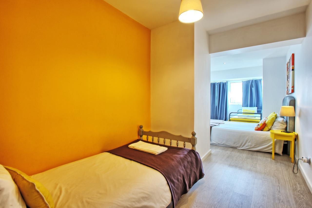Apartment Sao Pedro 30 Guests Lisbon