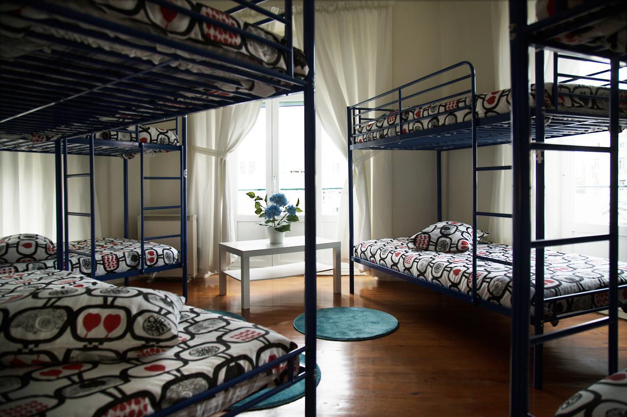 Nicely Hostel *