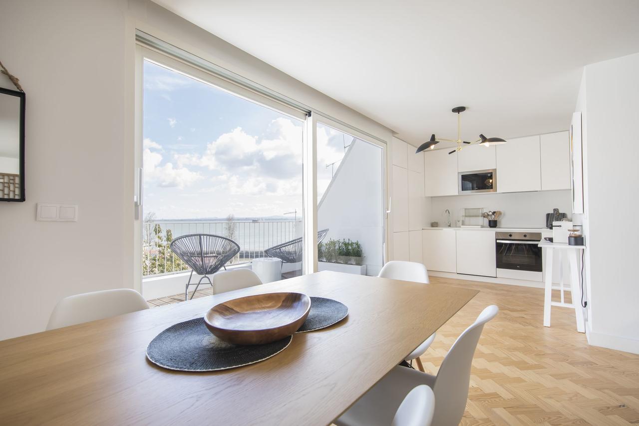 Apartment Lovelystay - Penthouse On The Tagus In Alfama *