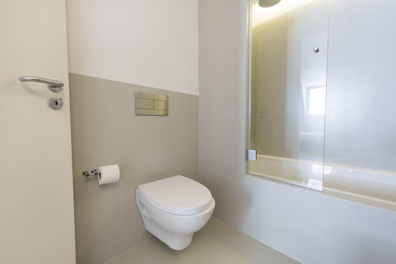Lovelystay - Penthouse On The Tagus In Alfama Apartment *