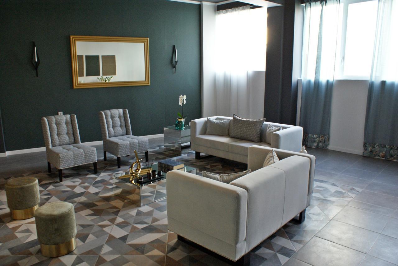 Garden Prince Suites Bed & Breakfast Lisbon