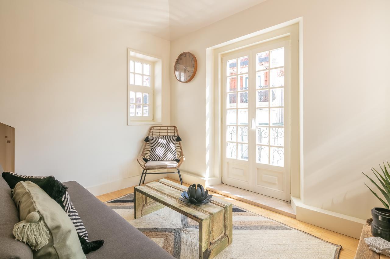 Almaria - Officina Real | Chiado