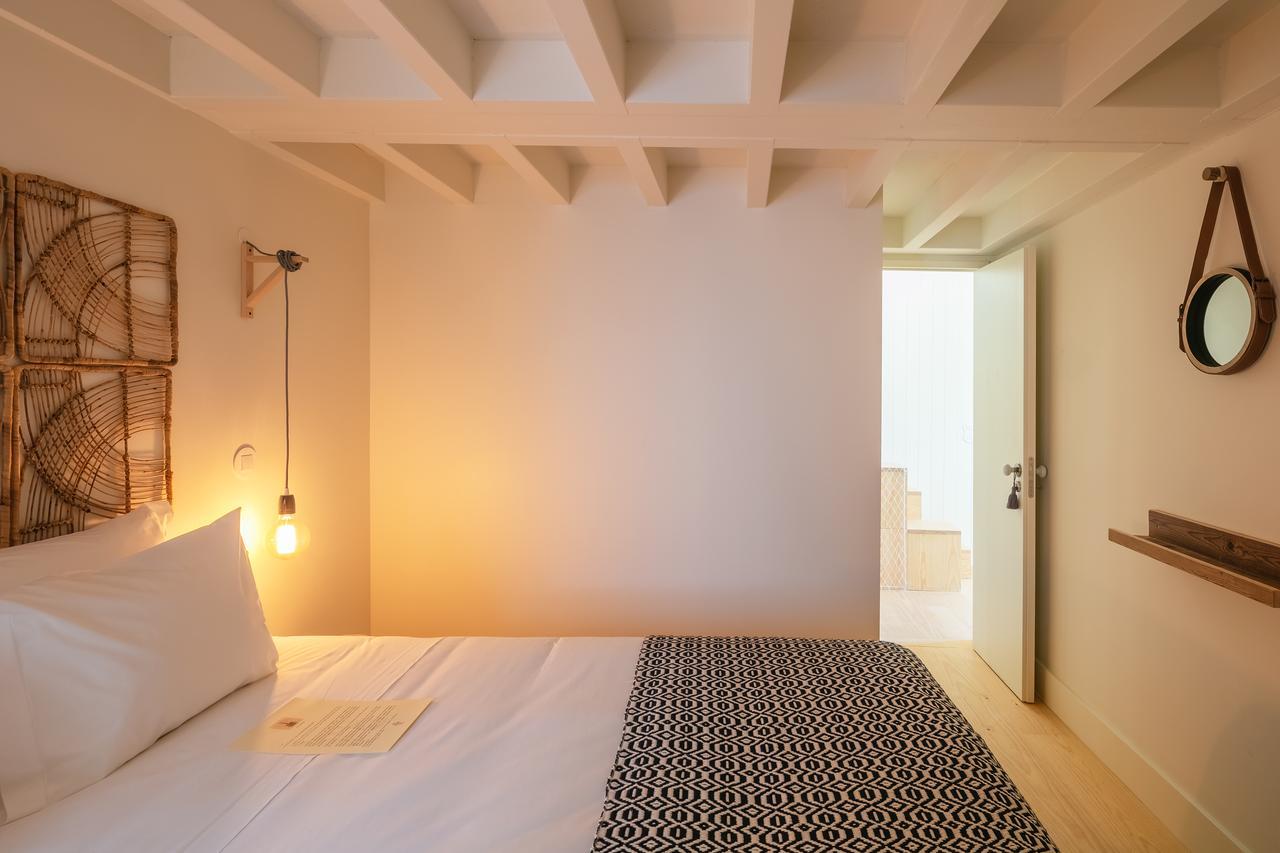 Almaria - Officina Real | Chiado * Lisbon