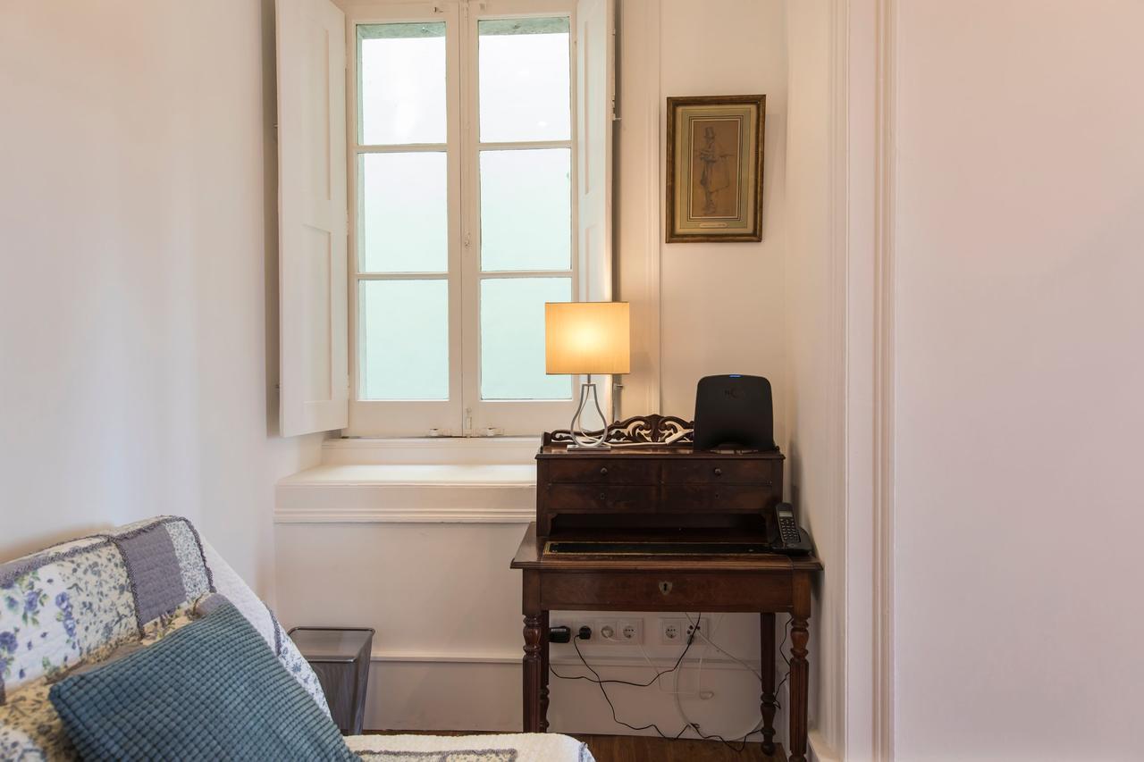Lovelystay - Comfortable With River Views Apartment