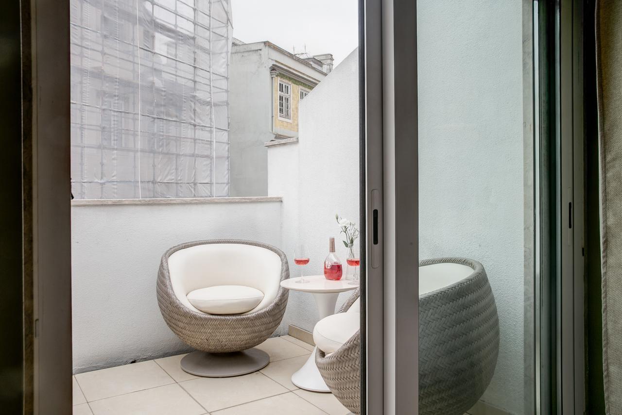 Empire Building By Homing Lisbon