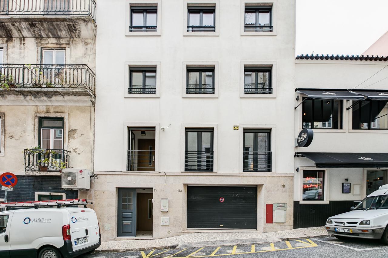 Apartment Empire Building By Homing Lisbon