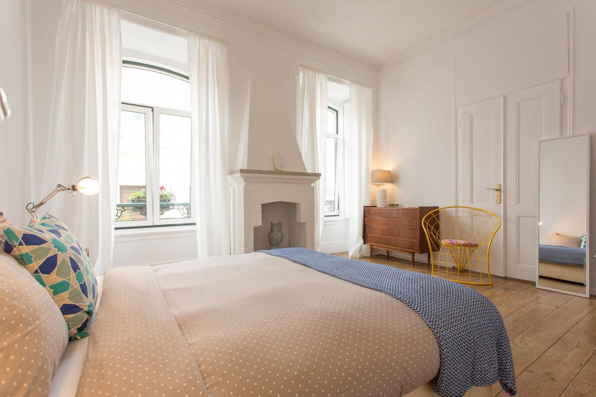 House Sao Bento 2* Lisbon
