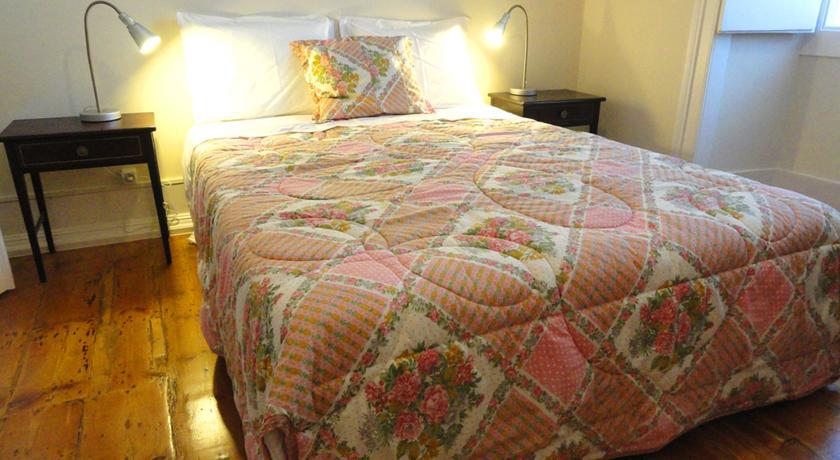 Apartment Flores Terrace Lisbon