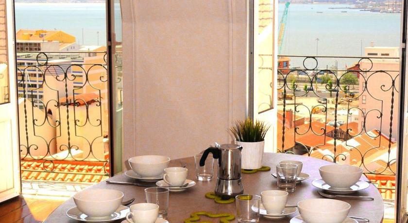 Flores Terrace Apartment Lisbon