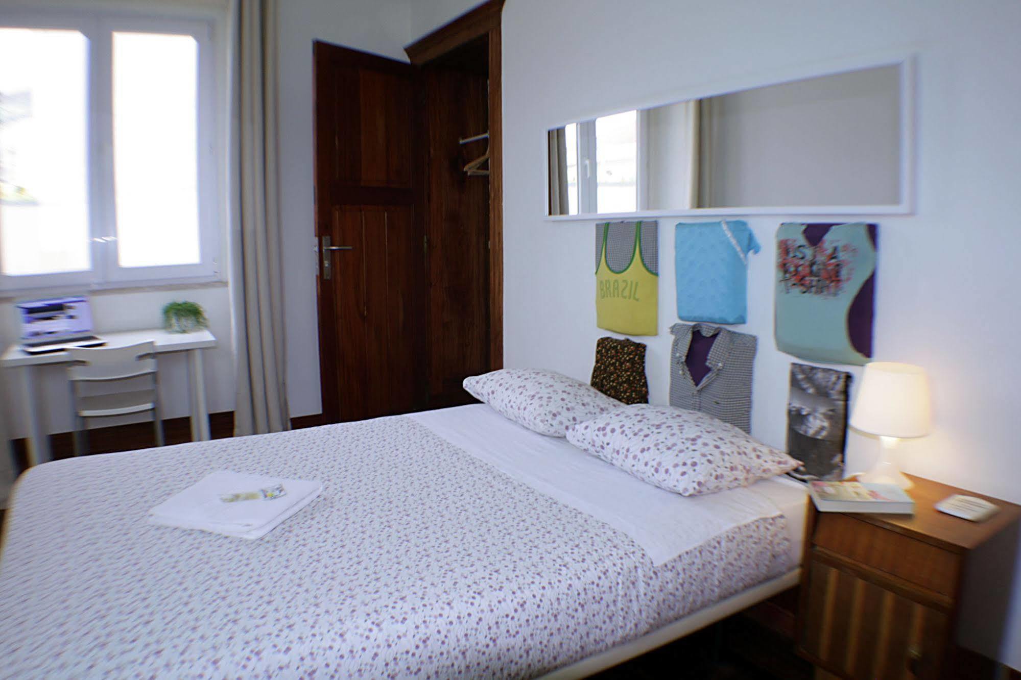 Sunset Destination Albergue Lisboa