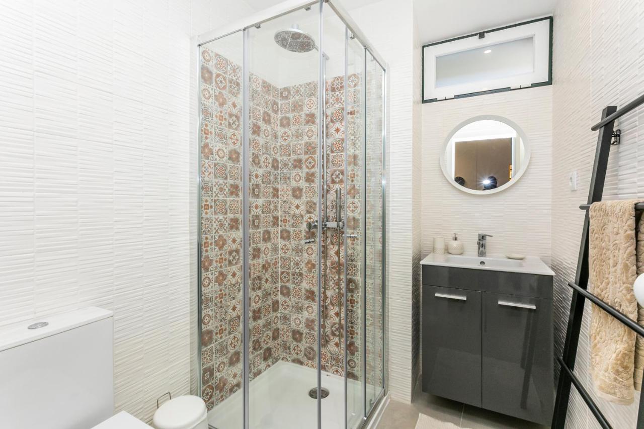 Apartment Lively 2 Bedroom In Iconic Alfama! *