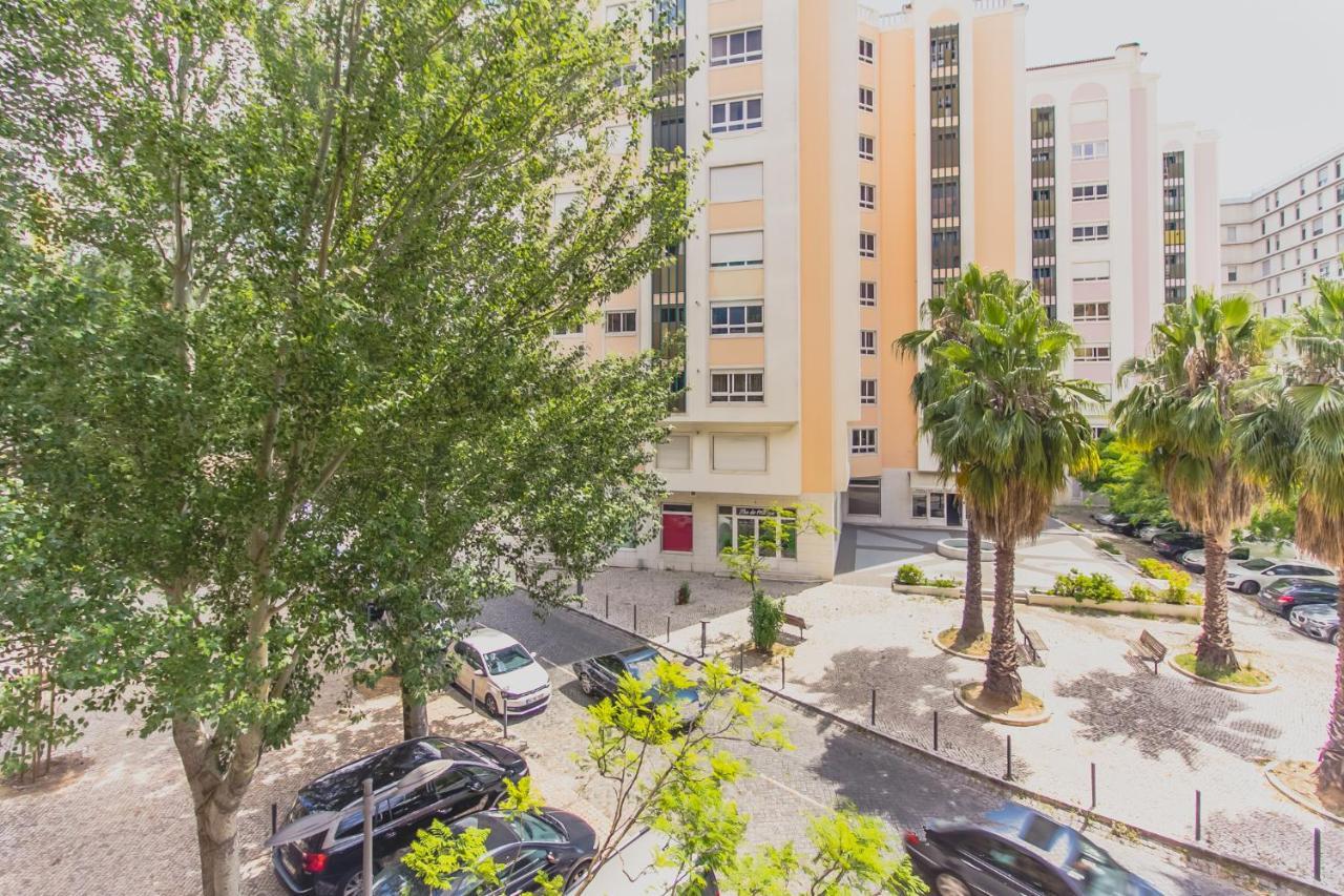 Place & Beyond Apartment
