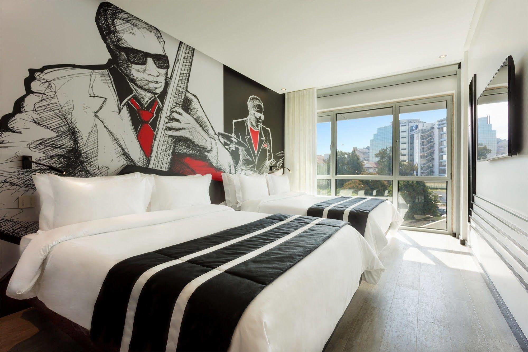Hotel Hf Fenix Music