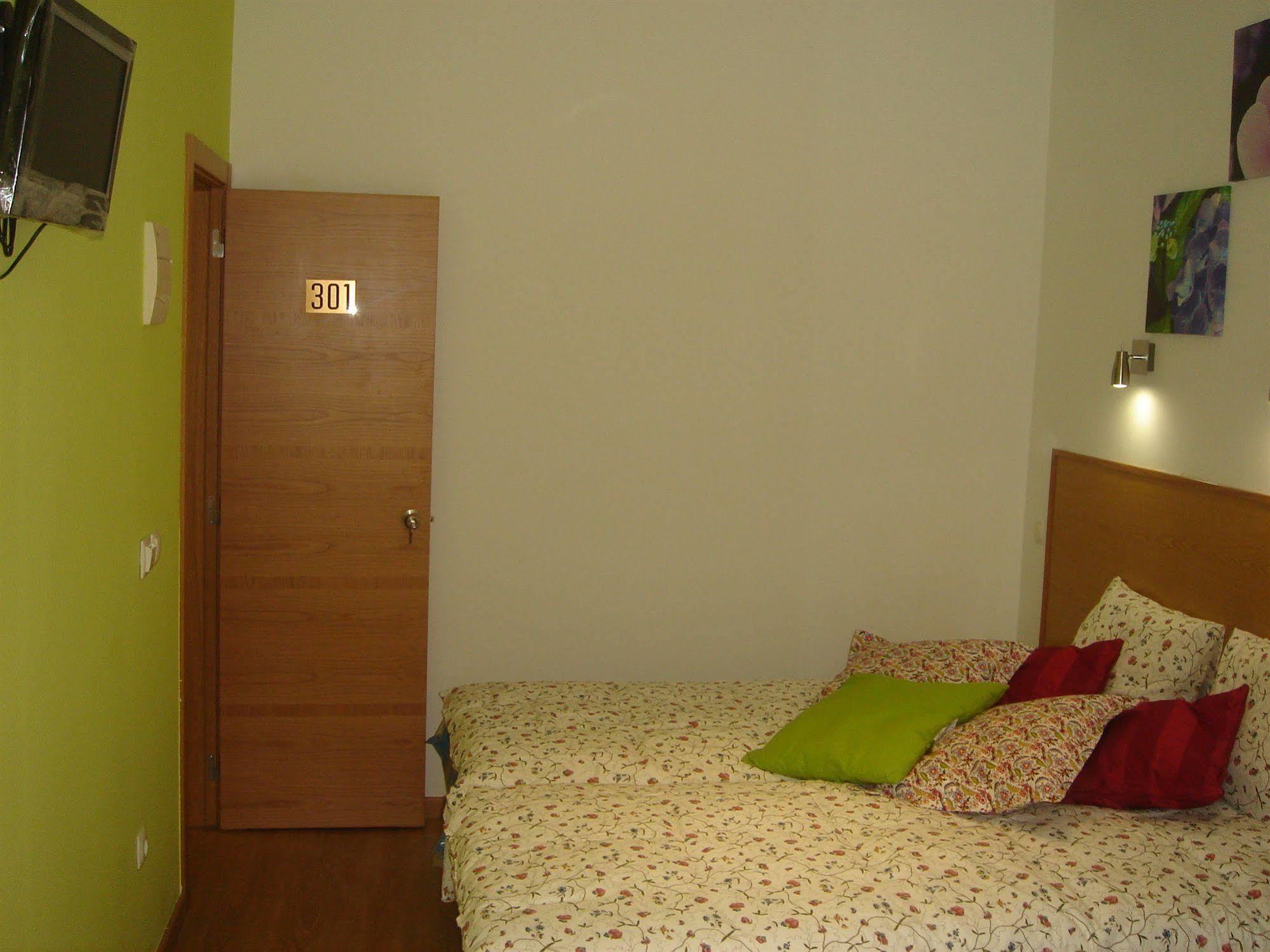 Downtown Guest house 3*