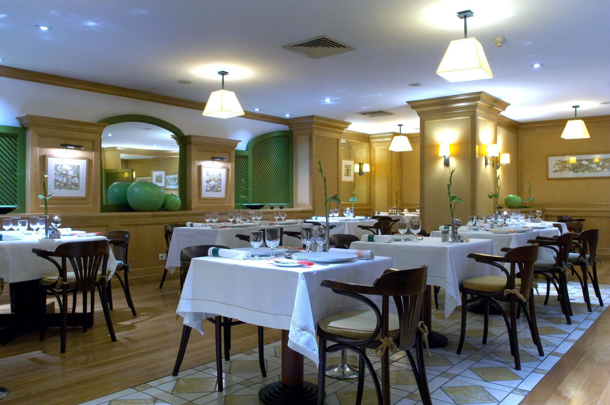 Hotel Altis Grand
