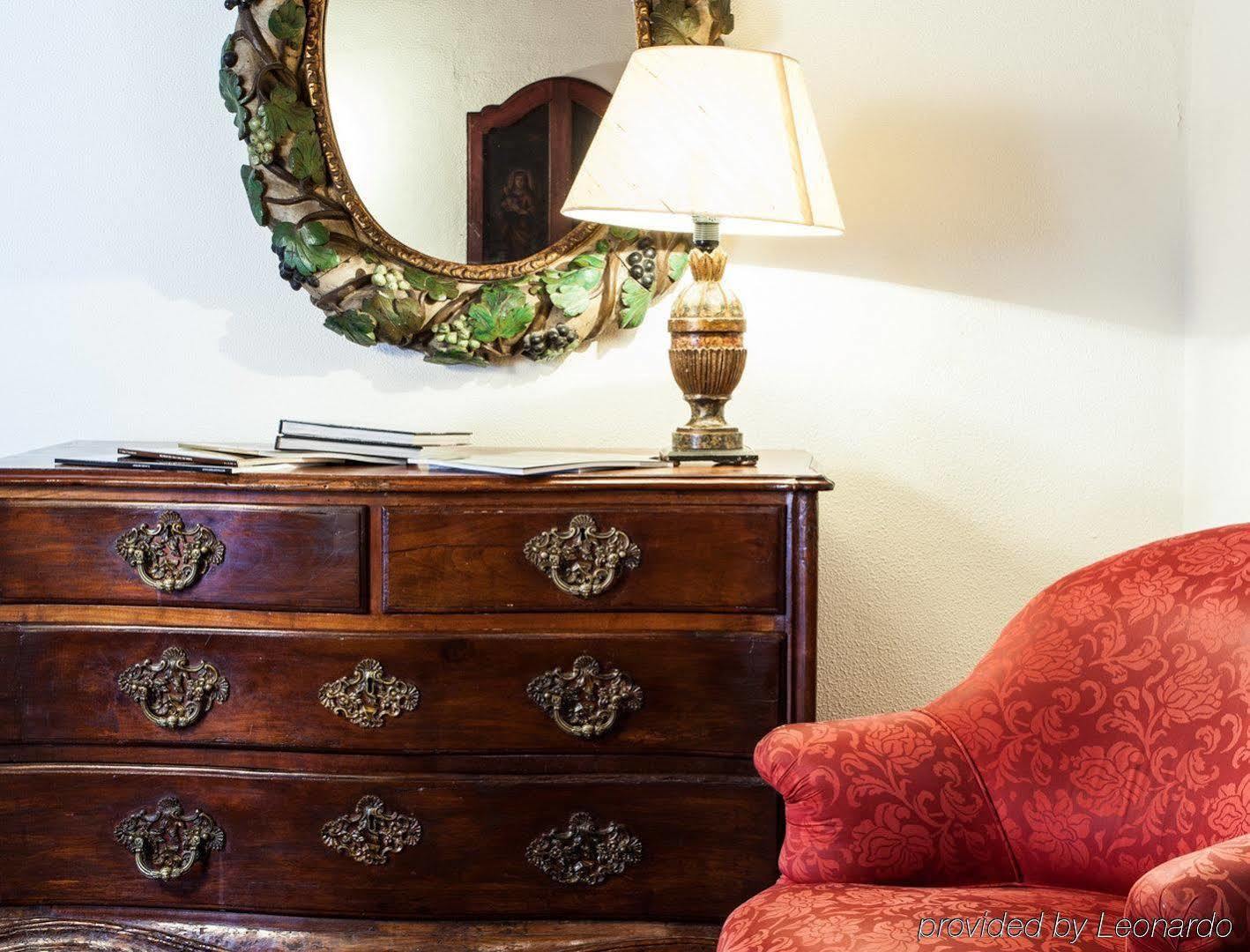 York House Hotel 4*