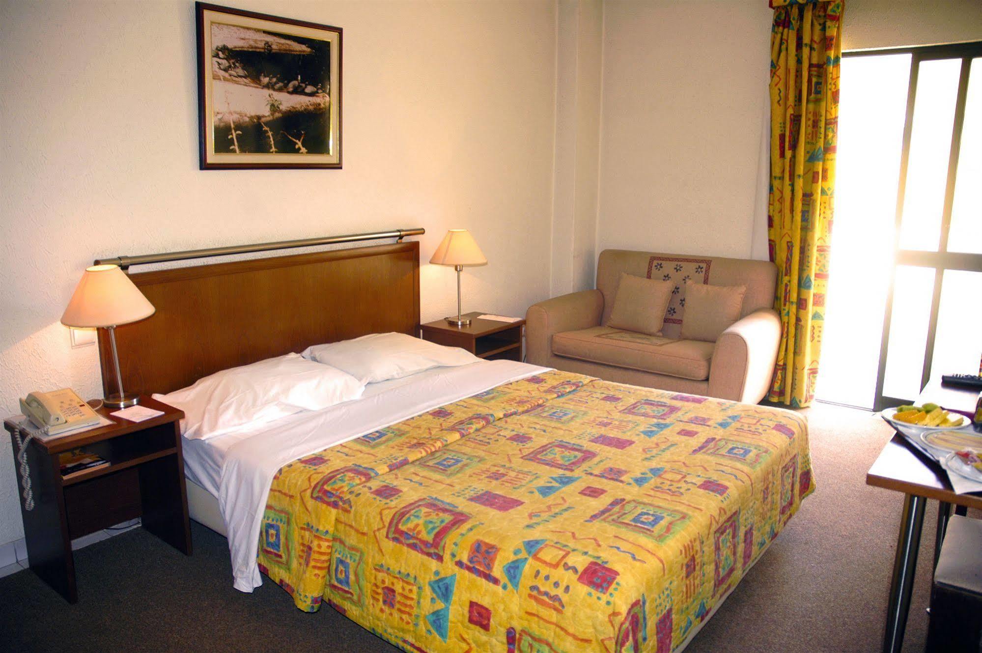 Hotel Express & - Principe Real By Ihg 3*