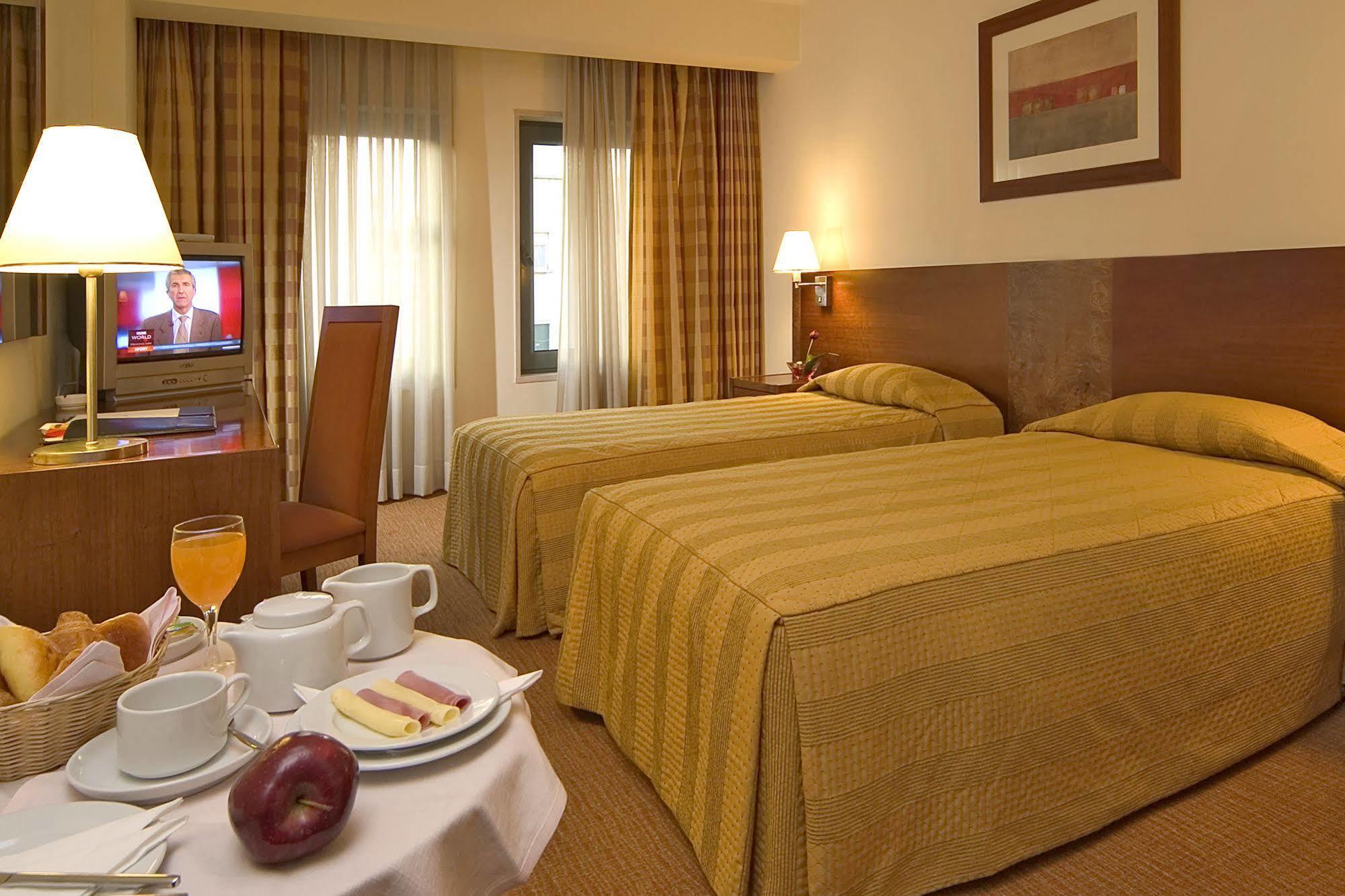 Hotel Travel Park Lisbon