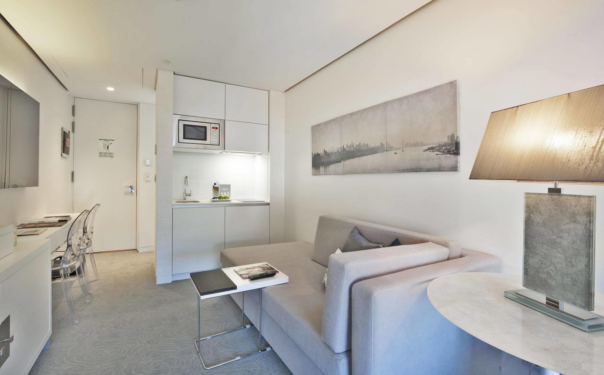 White 3* Lisbon