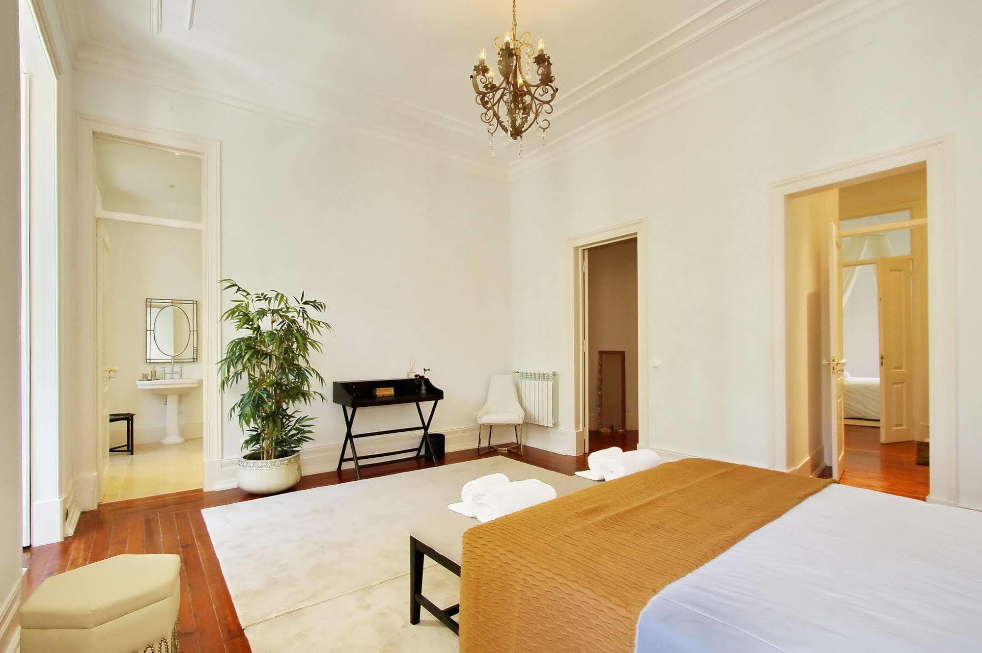 Luxury Suites Liberdade And Lofts Liberdade Apartamento