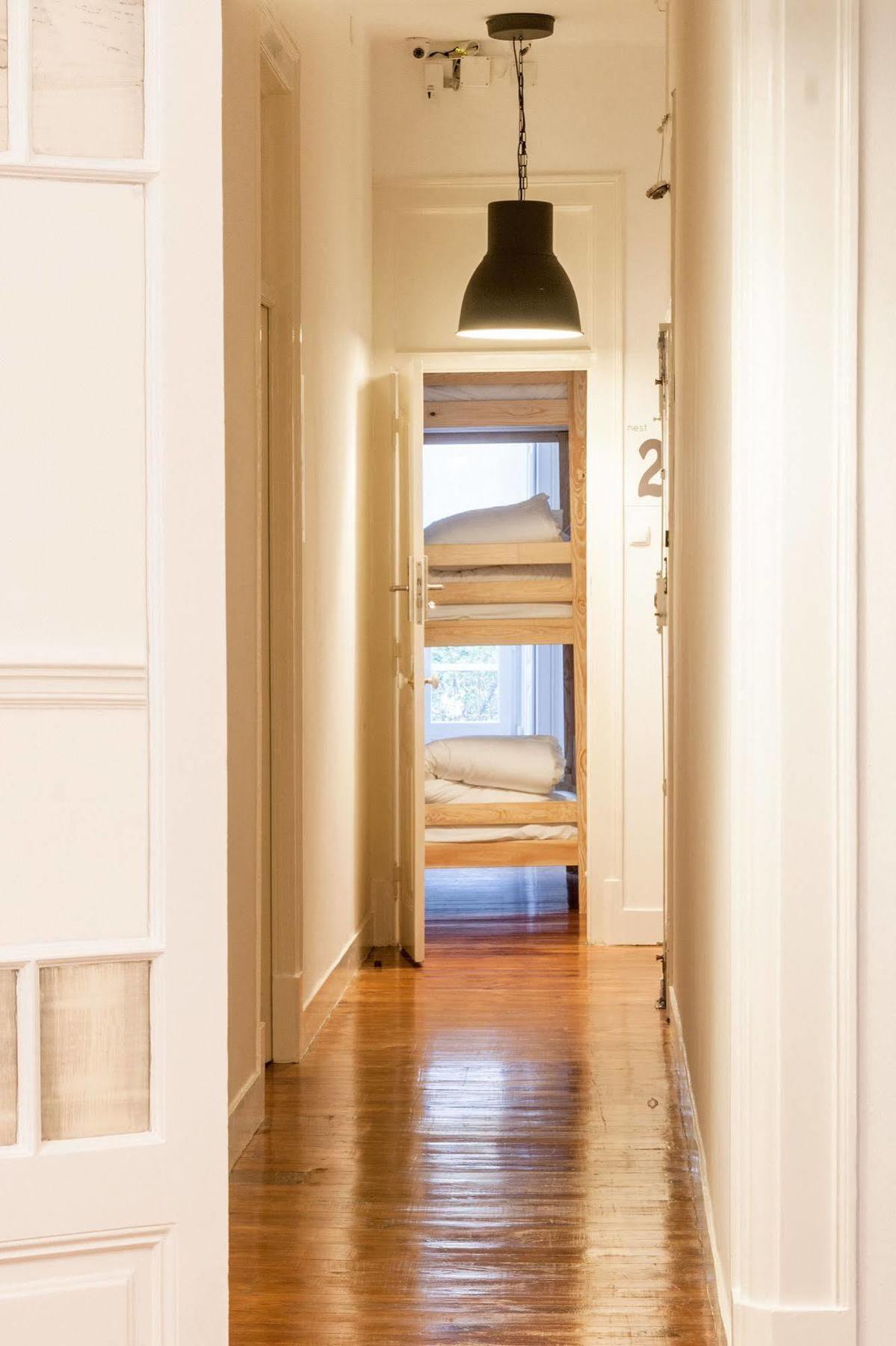 Hostel Nest House Lisbon
