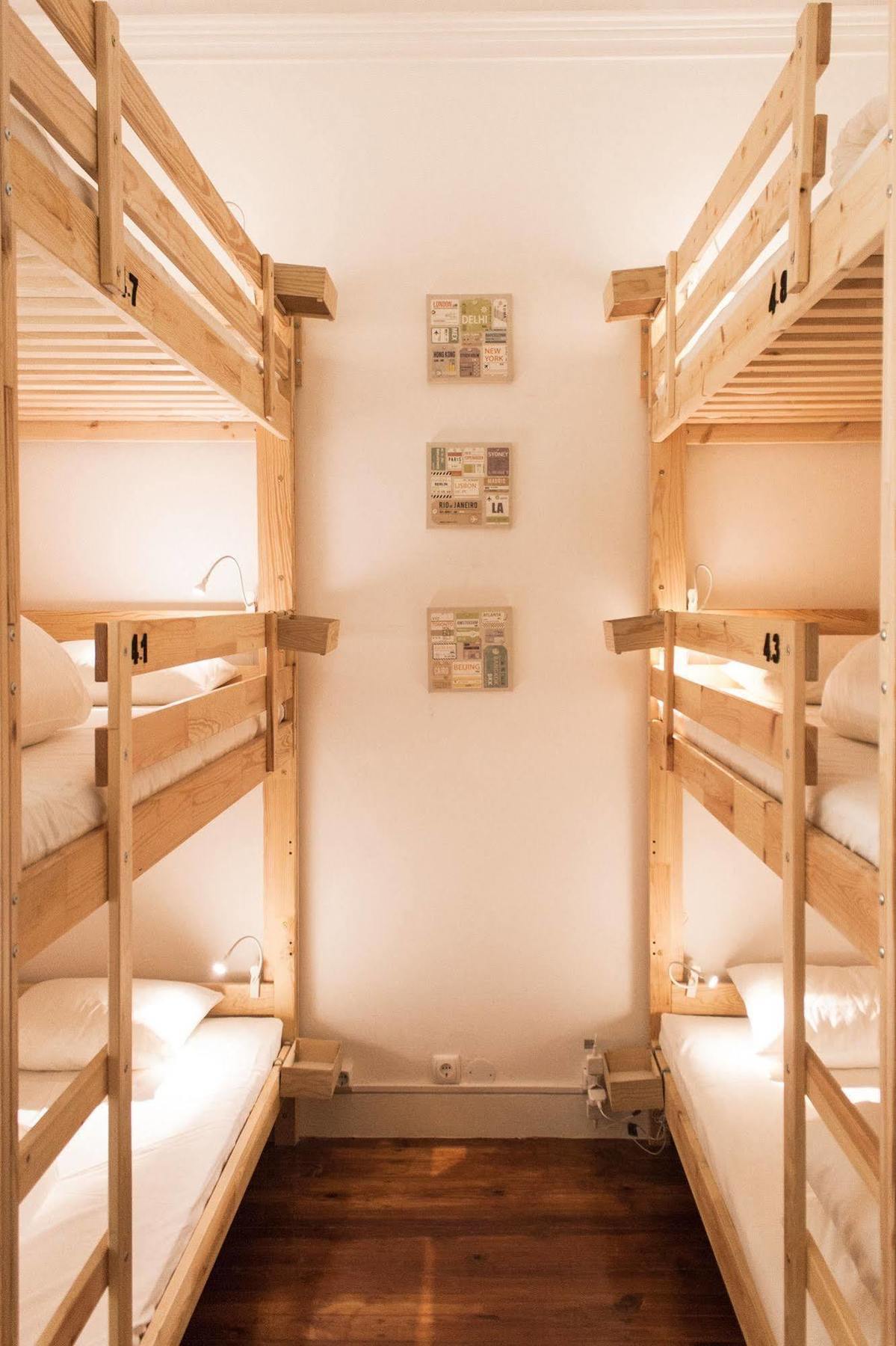 Nest House Hostel *