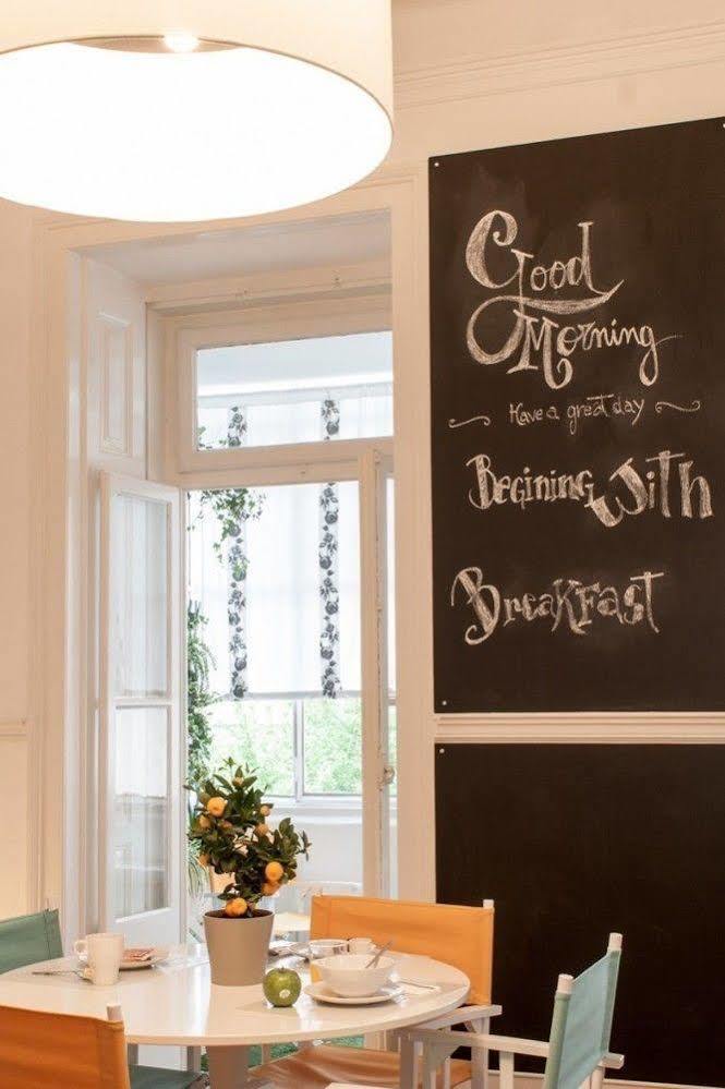 Hostel Nest House