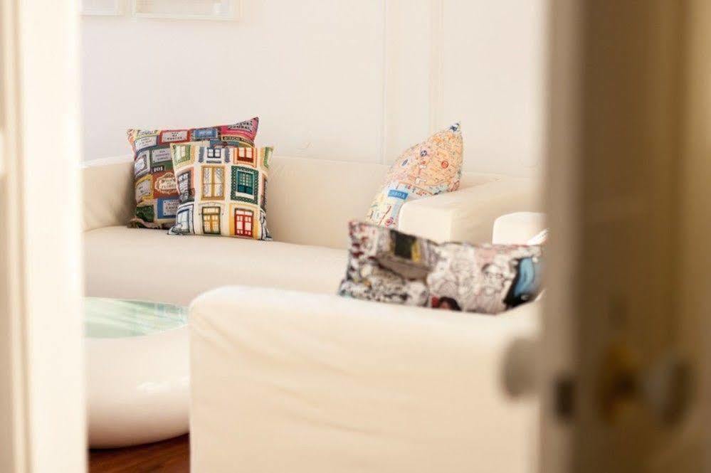 Hostel Nest House